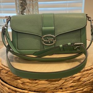 ☘️Green coach cross body